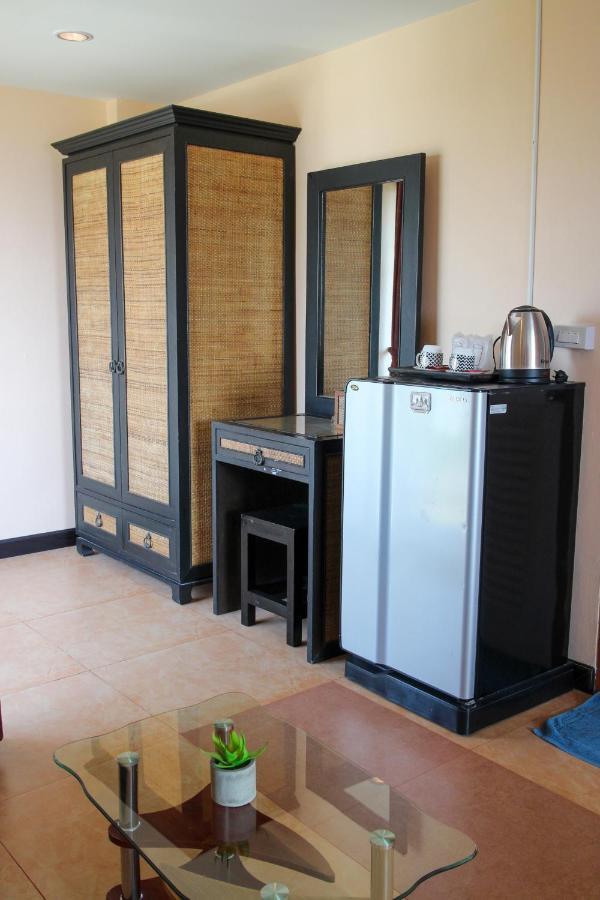 Spa Guest House Jomtien Beach Exterior foto